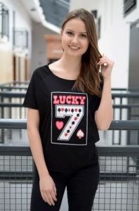 Luźna bluzka z haftem \"LUCKY 7\"