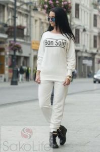 Dres z nadrukiem \"Bon Soir!\"